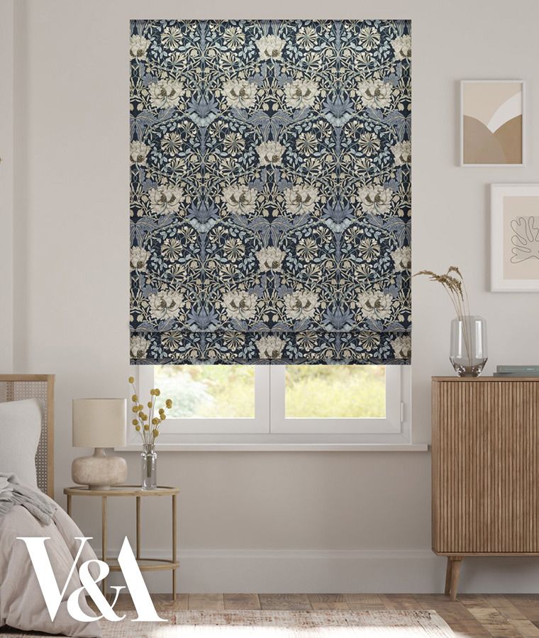 Store bateau velours motifs occultant william morris honeysuckle gris bleu