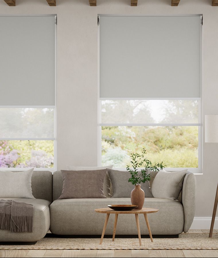 Store enrouleur double thermique occultant gris clair