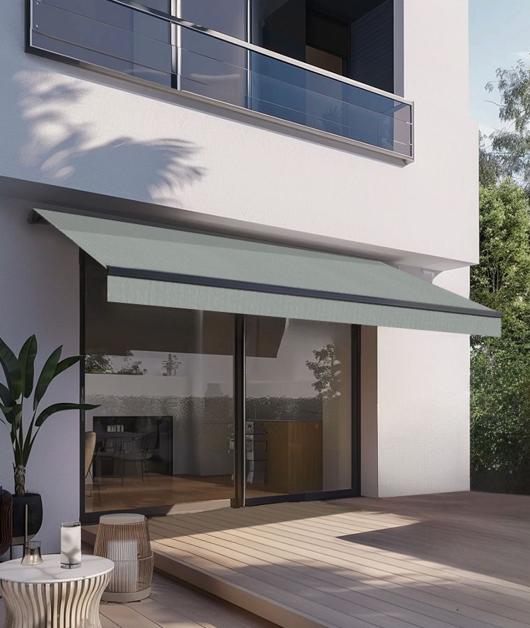 Store banne gris