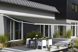 Store banne demi coffre électrique
